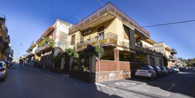 20251117173500-1001085-1