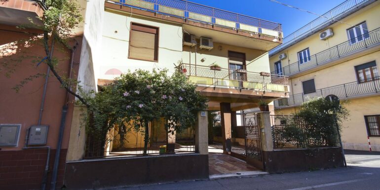 20251117173504-1001085-2