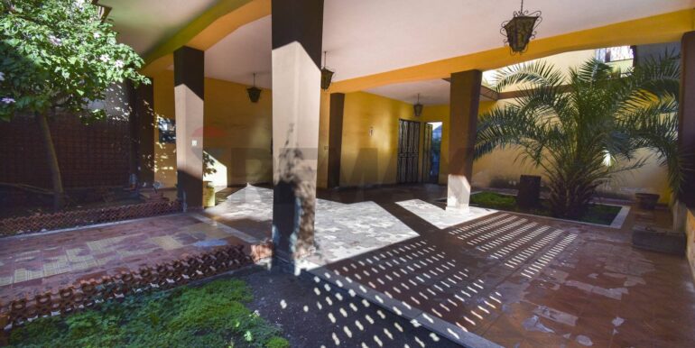 20251117173512-1001085-4