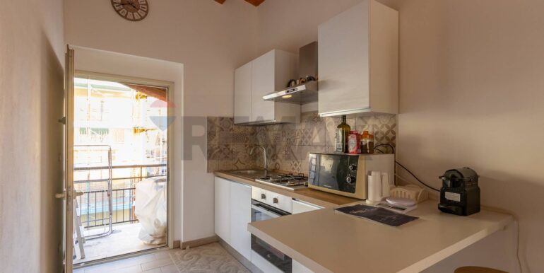 20251117173539-1001245-12