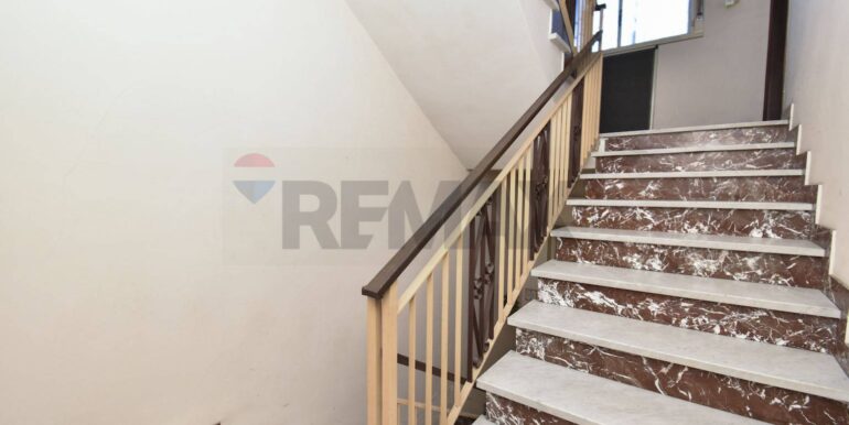 20251117173550-1001085-13