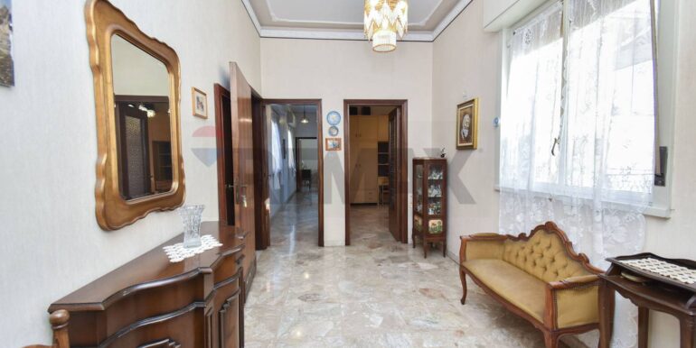 20251117173553-1001085-14