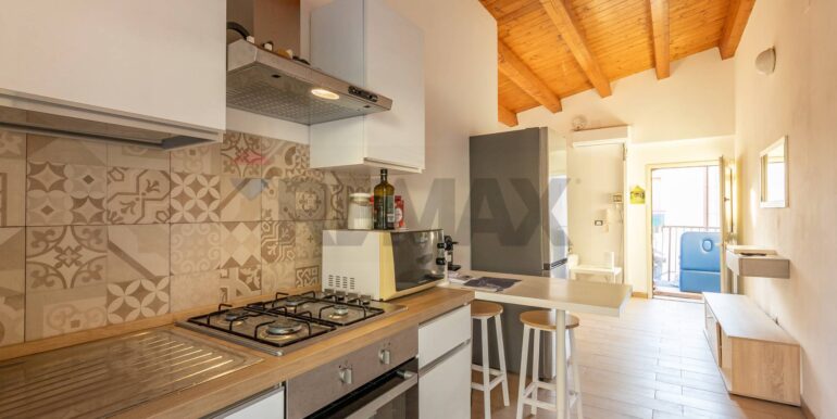 20251117173554-1001245-13