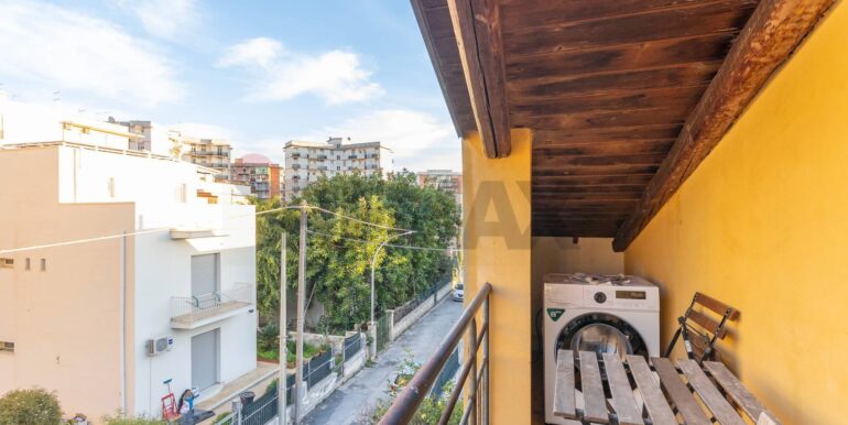 20251117173621-1001245-15