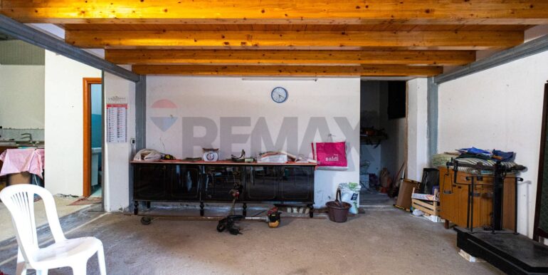 20251117211607-1001305-6