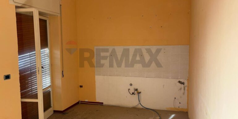 20251117211814-1001304-4