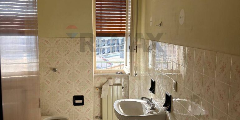 20251117211818-1001304-6