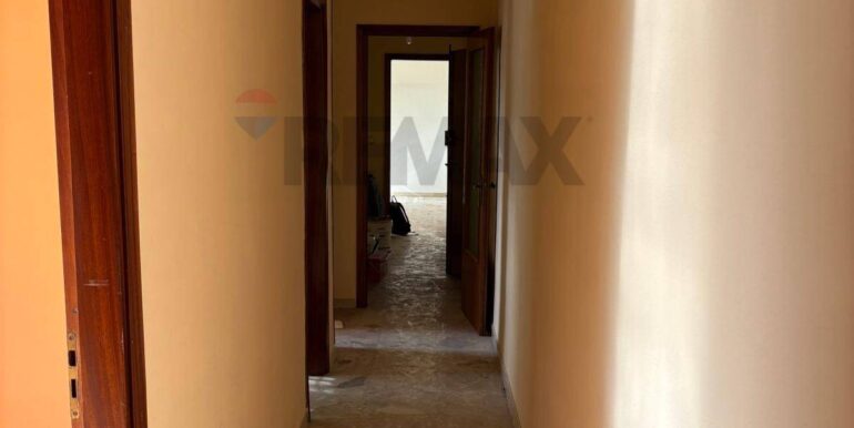 20251117211838-1001304-16