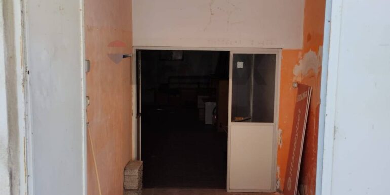 20251117231809-1001308-6