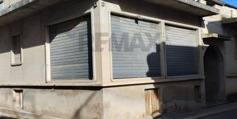 20251117231813-1001308-8