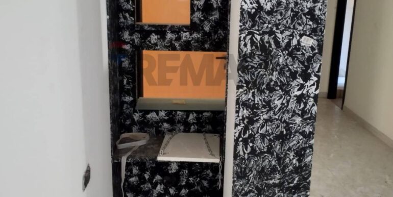 20251117231815-1001308-9