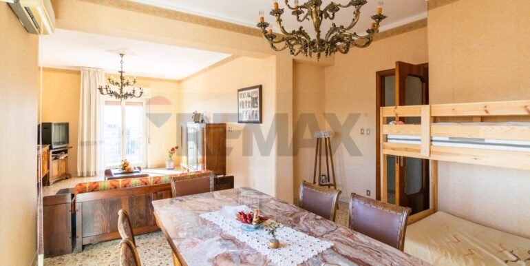 20251118101224-1001368-6