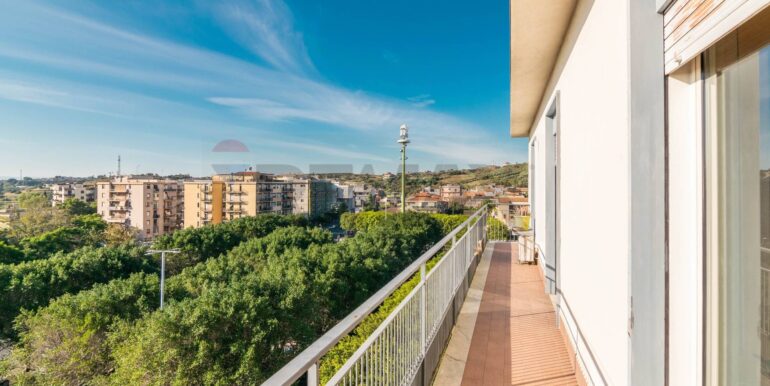 20251118101227-1001368-7