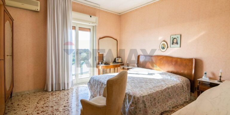 20251118101233-1001368-9