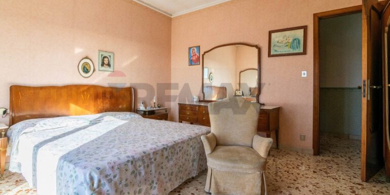 20251118101237-1001368-10