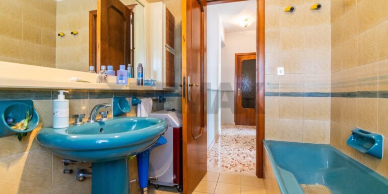 20251118101248-1001368-13