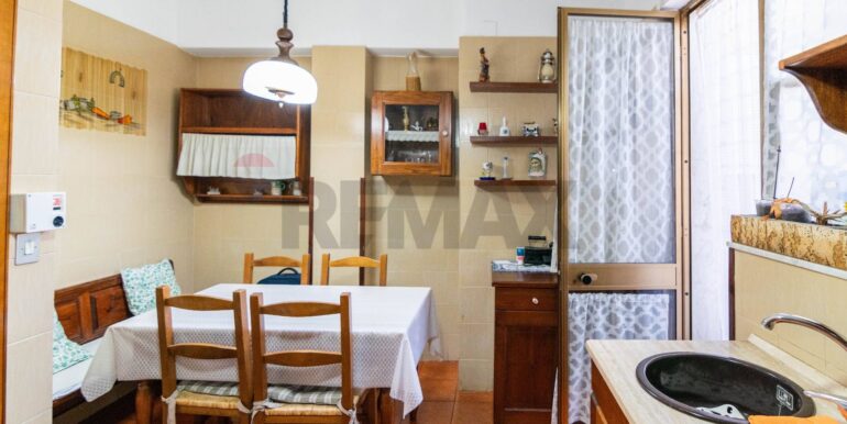 20251118101257-1001368-16