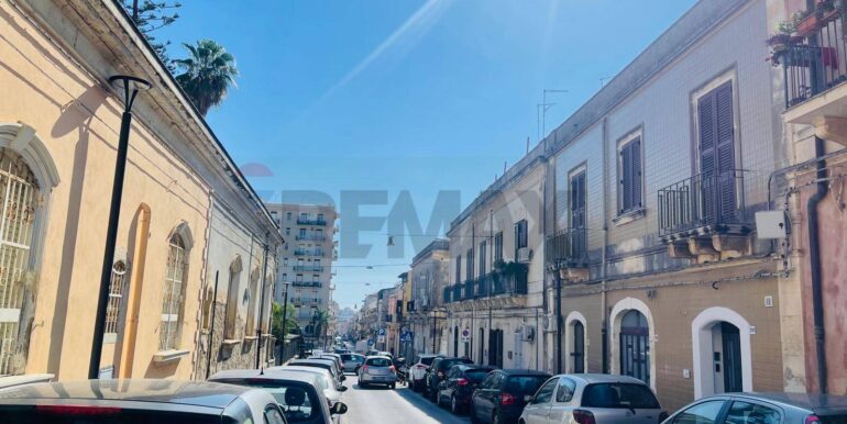 20251118110845-1001399-1