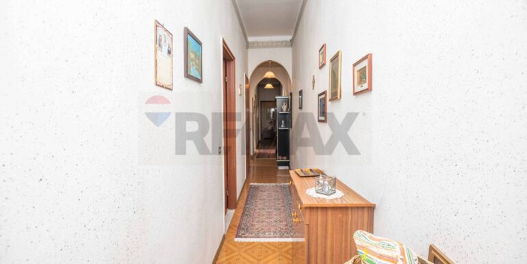 20251118113916-994094-7