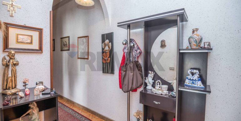 20251118113919-994094-8