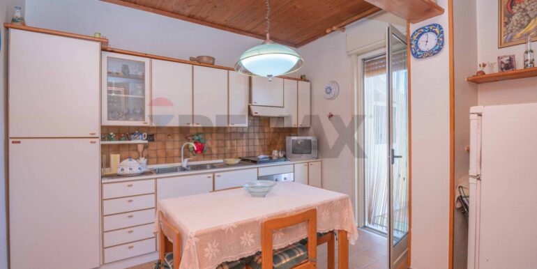 20251118113951-994094-18