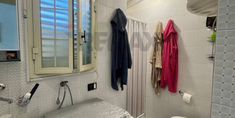 20251118120626-1001422-9