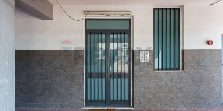 20251118120708-1001409-4