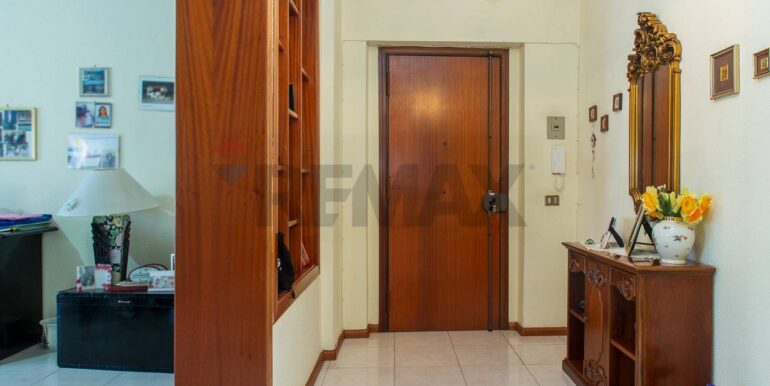 20251118120724-1001409-9