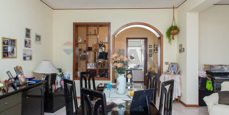 20251118120740-1001409-13