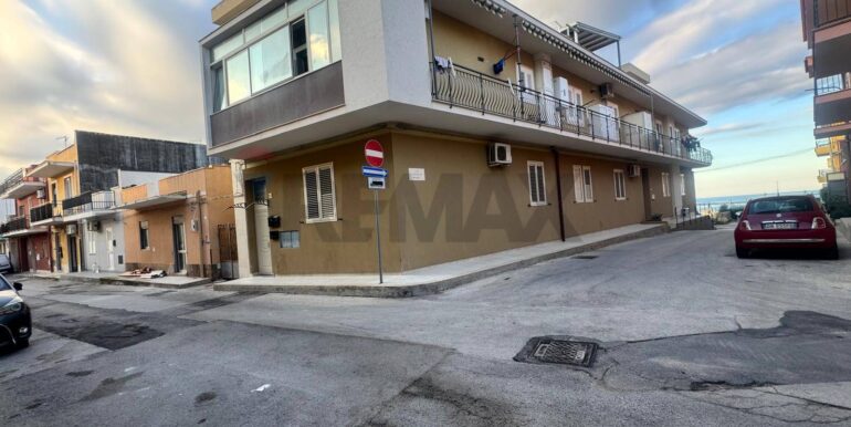 20251118120746-1001422-18