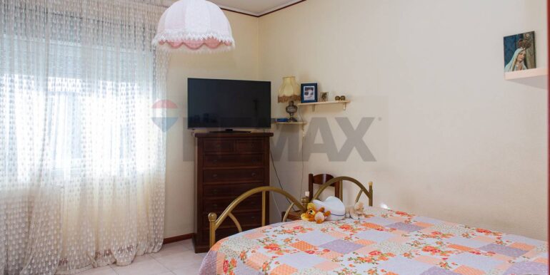 20251118120809-1001409-22