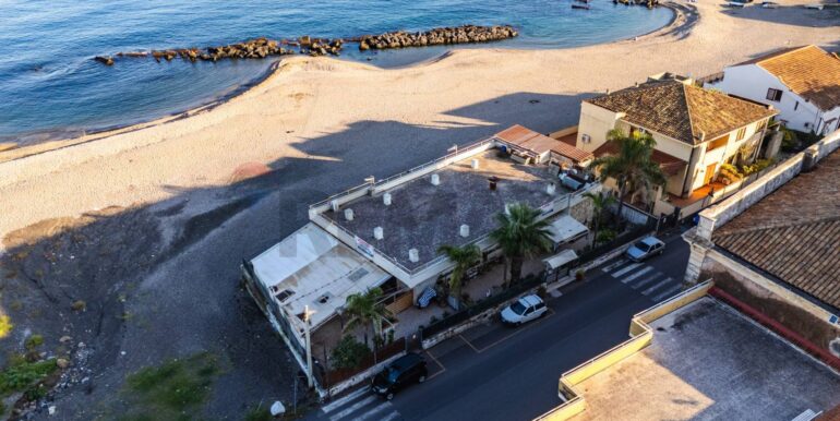 20251118180436-998786-15