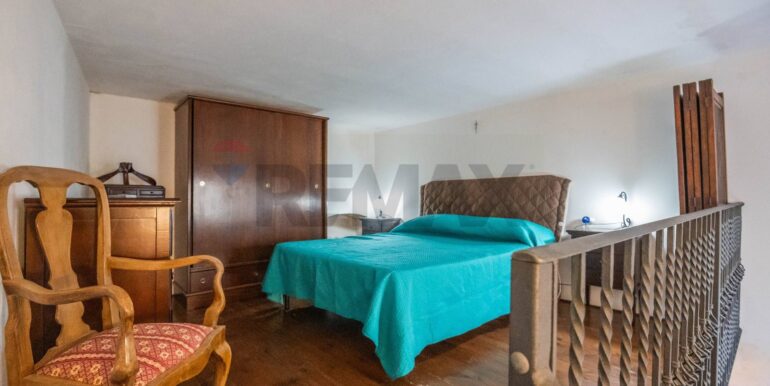 20251119111452-1000903-1