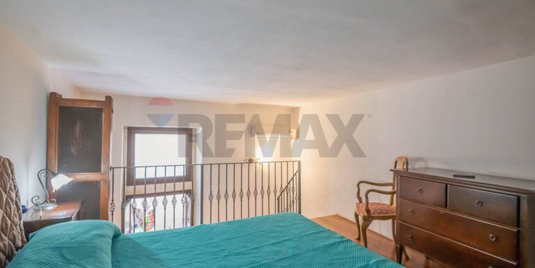 20251119111456-1000903-2