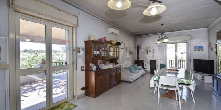 20251119120922-1002192-47