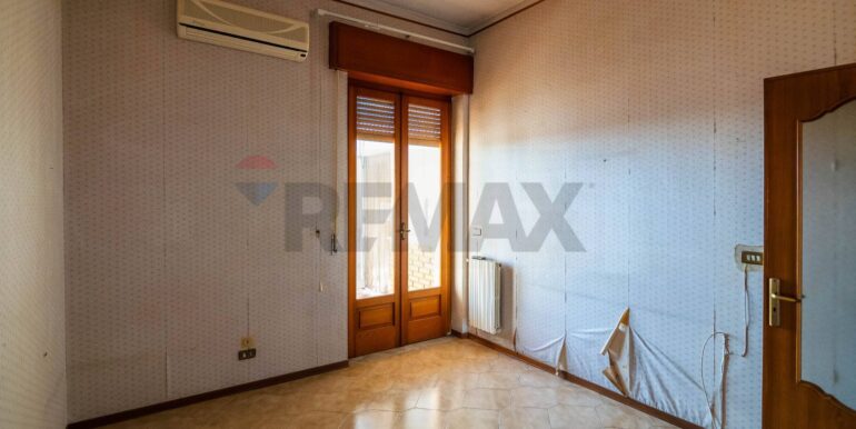 20251119163608-1002266-10