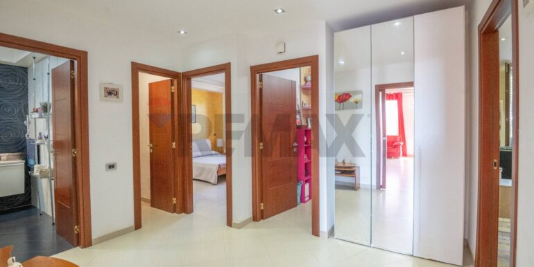 20251119170743-996866-16