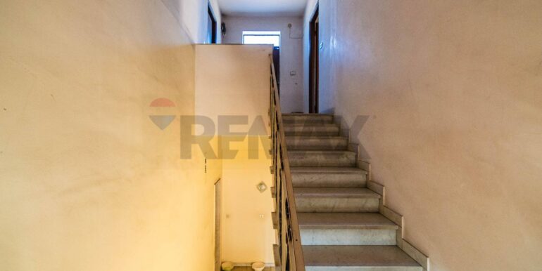 20251119175325-1002305-4