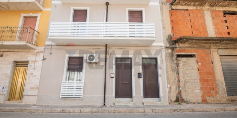 20251119175435-1002310-66