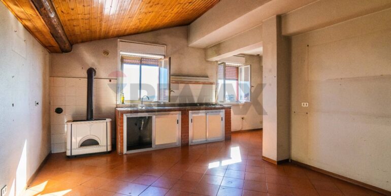 20251119175908-1002305-14