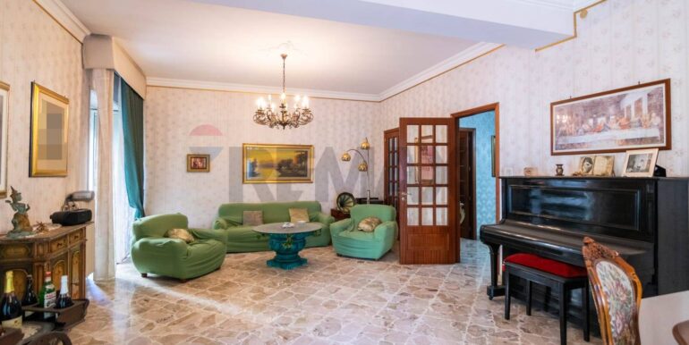 20251119184615-1000947-9