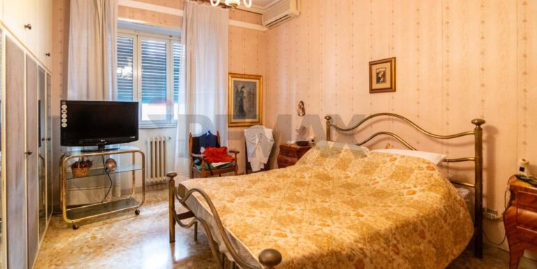 20251119184641-1000947-17