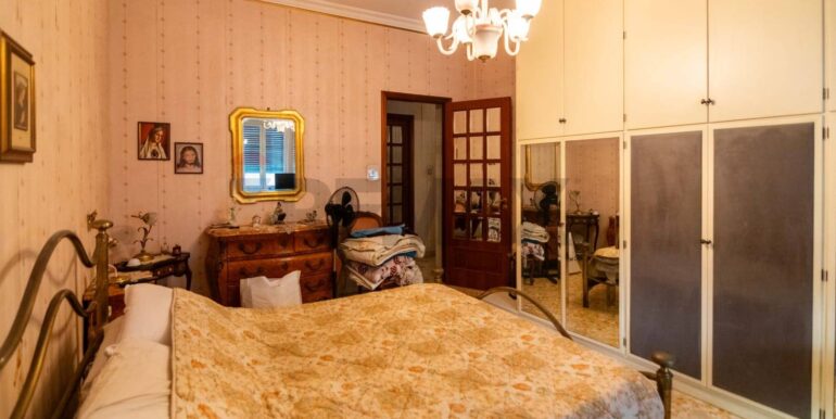 20251119184644-1000947-18