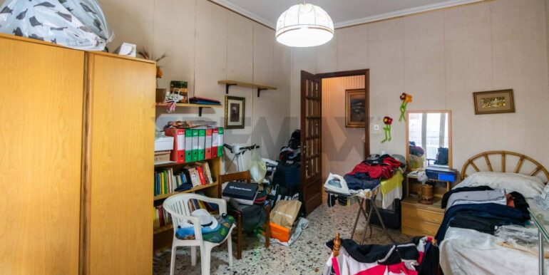 20251119184850-1000947-26