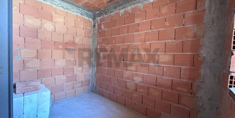 20251119205344-1002352-15