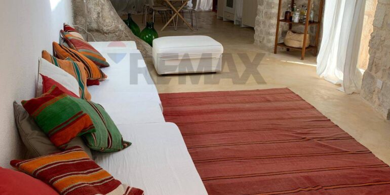 2025111922230-1002152-6