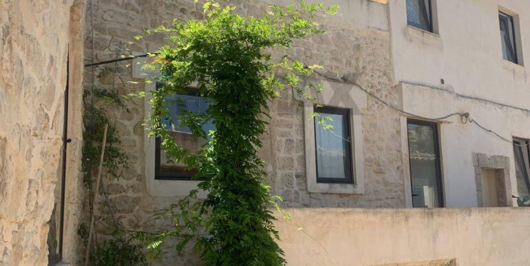 2025111922245-1002152-11