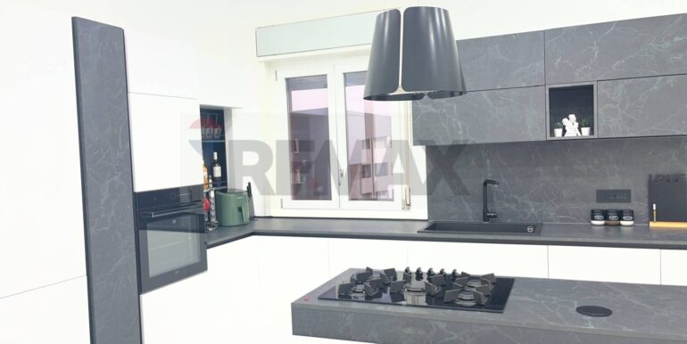 2025111965356-1002128-8