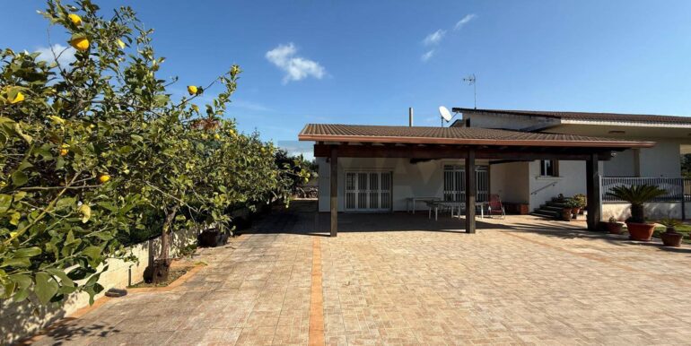 20251120124427-1002409-4