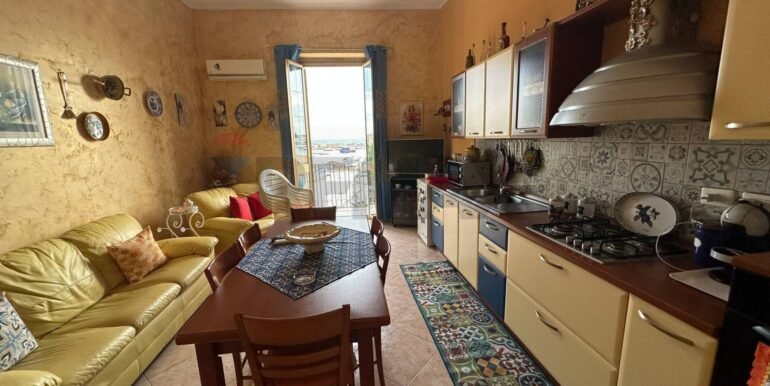 20251120163042-1002462-39